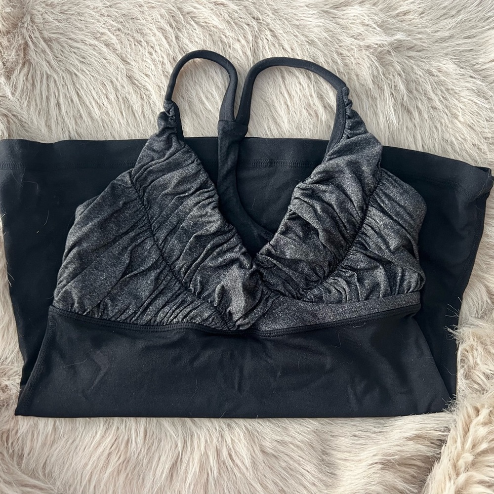 Lululemon xs black tank top